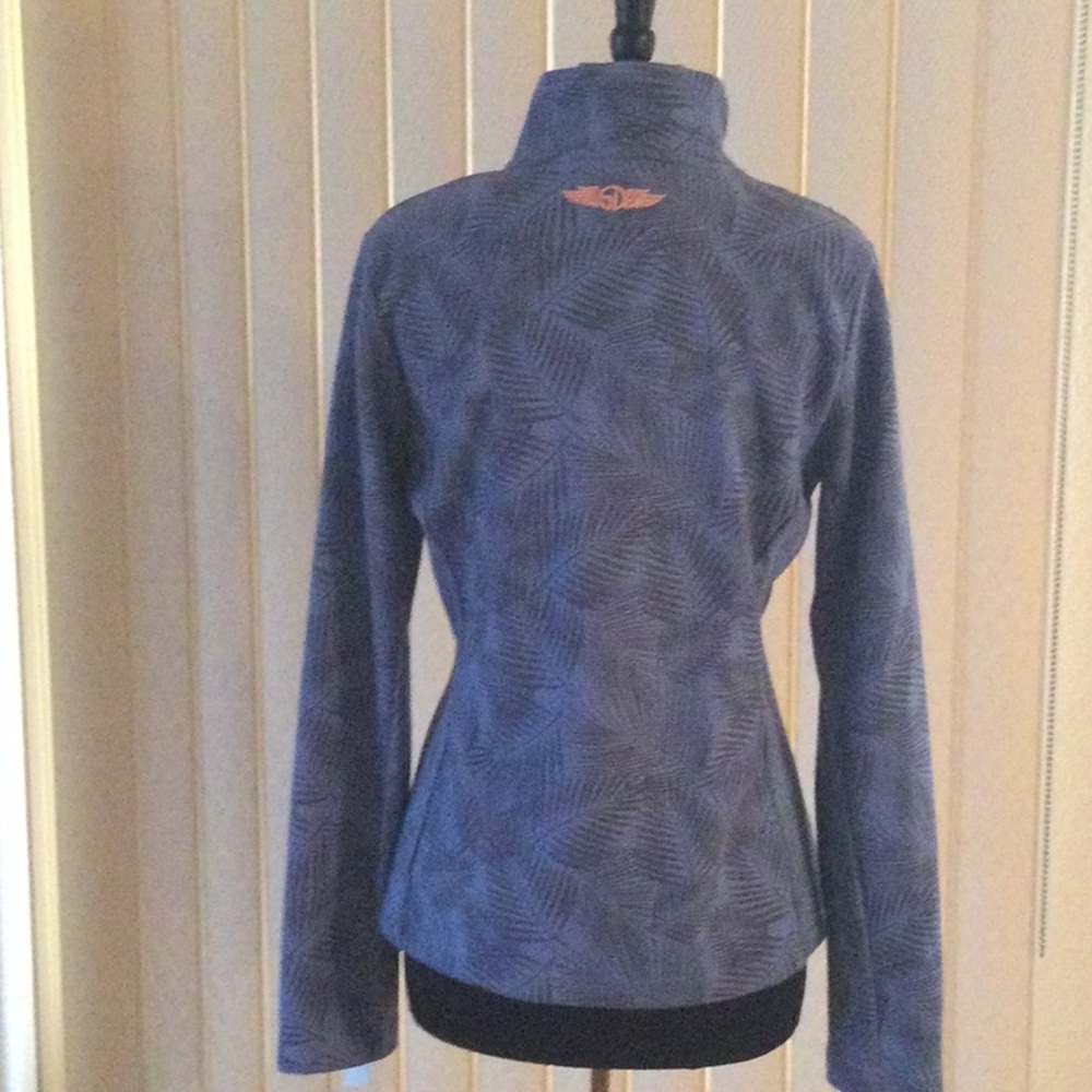 Straight Down Pull Over - image 2